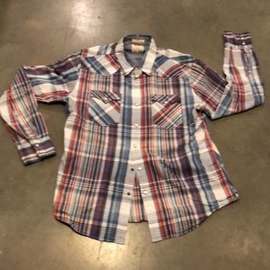 LIKE NEW Levi’s Men’s Western Inspired Plaid Shirt